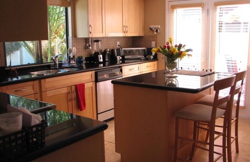 Tucson House | Casual, Elegant Patio Townhouse - Very Special!