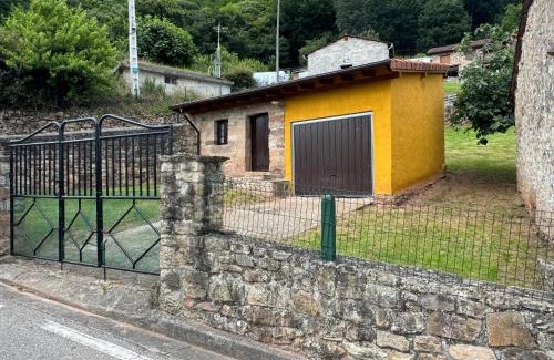 Barriopalacio House | Casuca de Susi