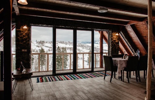Romuli Ski Chalet | Casuta Cerbului A