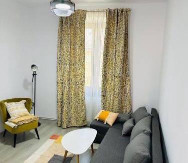 Oravita House | Casuta de pe Eminescu