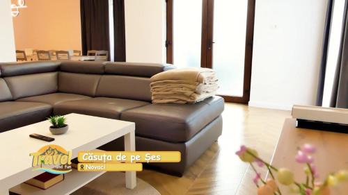 Novaci House | Casuta de pe Ses