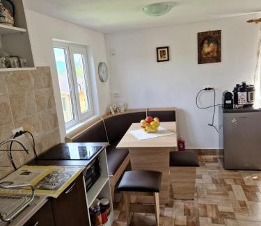 Dorna Arini House | Casuta Rodi