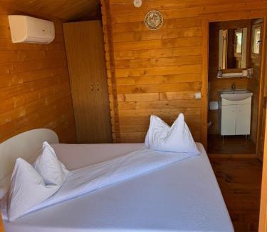 Beclean House | Casute Enea Baile Figa cu Aer condiționat