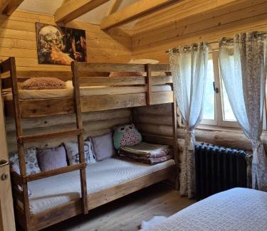 Corbi House | Casutele din Livada