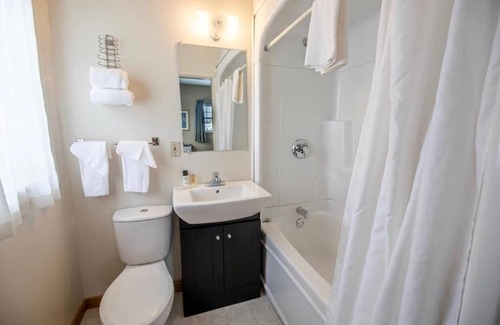 Sundridge Hotel | Caswell Resort Hotel