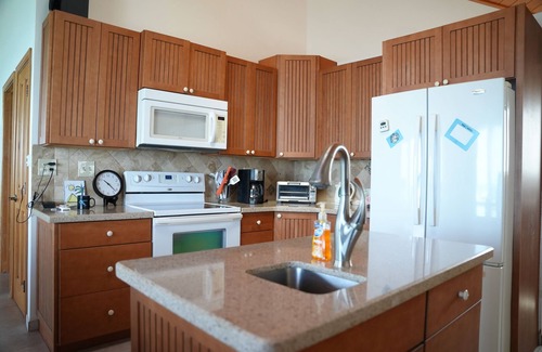 Port Howe House | Cat Island Paradise . Overlooking turquoise waters and sky, sunrise and sunset.