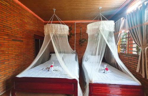 Quan Tom Cabin | Cat Tien Farmer Lodge