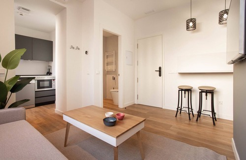 Adelfas Apartment | Catalina 09 apartment in Madrid