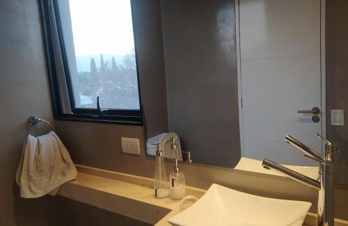 Yerba Buena Apartment | Catalina Home j