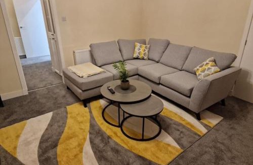 Elgin House | Catalina - Modern 2 bedroom bungalow