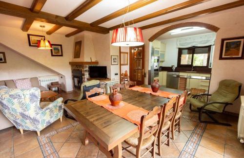 Vacarisses Villa | Catalunya Casas Peaceful Perfection , only 30km from Barcelona!