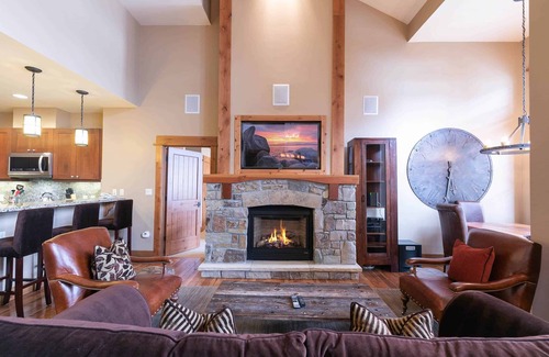 Truckee Condo | Catamount Lodge 408 Fabulous 2 Bedroom