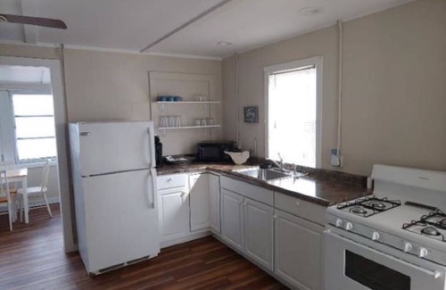 Gypsum Cottage | CATAWBA ISLAND, QUAINT & SERENE COTTAGE