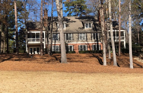 Lake Oconee Condo | Catch a Good Time