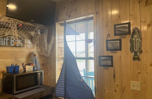 Cache Cabin | Catch Zzz in Real Boat, Going Fishing Cabin near Wildlife Refuge Cache sleeps 3