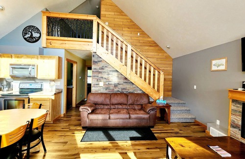 Shingleton House | Catchin Crickets near Pictured Rocks and ATV Trails!