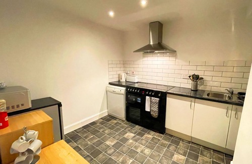 Gorebridge Apartment | Catcune Superior Suite