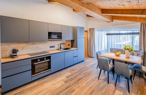 Seefeld in Tirol Apartment | Category LUX - Holiday apartment Landhaus Top 5 - Appartementhaus Waidmannsheil