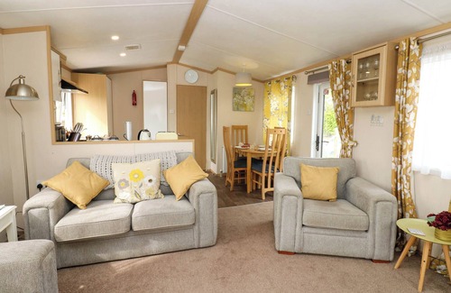 Welton Cottage | CATE’S COZY CABIN, pet friendly, with a garden in Lazonby