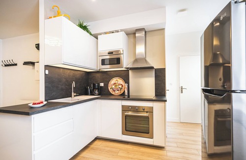 Reims City Centre Apartment | Cathedral, A sparkling stay !🥂