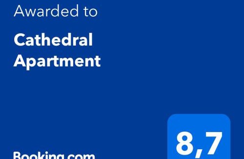 Santa Cruz Apartment | Cathedral Apartment, upper floor apartment