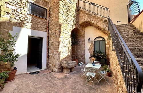 Sciacca Historic Centre Apartment | Cathedral Lofts