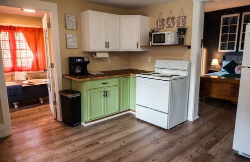 Massillon Apartment | Cathedral View Suite -No Cleaning Fee