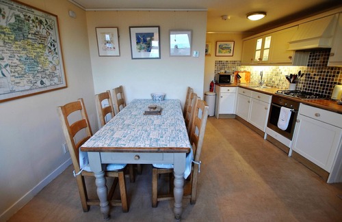 Cellardyke House | Catherine Cottage seaside home