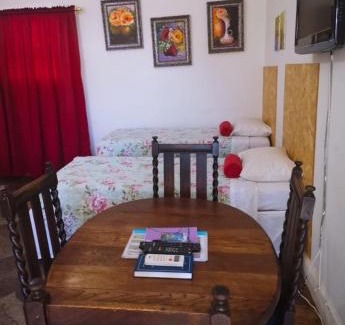 Cradock House | Cathys Guesthouse 1