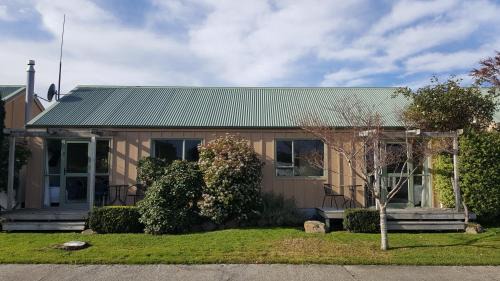 Owaka Hotel | Catlins Area Motel