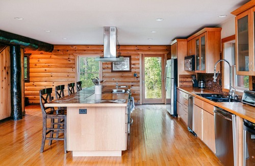 Catskill House | Catskill Lodge