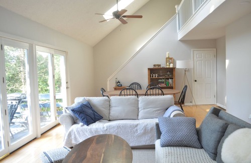 Athens House | Catskills Chic Lakehouse - Ski and Lake Retreat