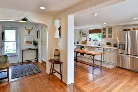 Mount Tremper House | Catskills Country House with Hot Tub near River Trails