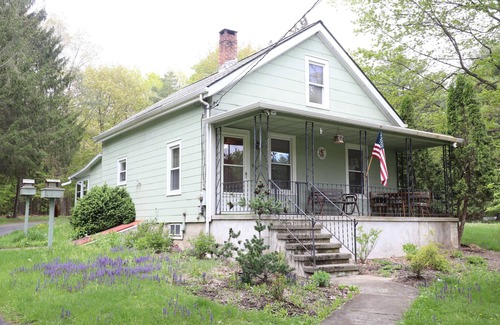 Catskill House | Catskills Estate with OUTDOOR SHOWER, HOT TUB, SAUNA, BAR, GYM, DOG RUN & EV HUB