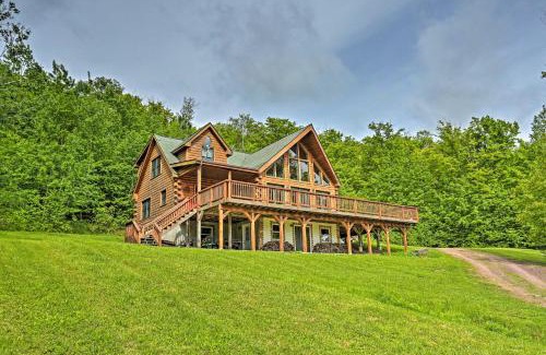 Prattsville House | Catskills Home with Deck and Game Room 14 Mi to Ski!