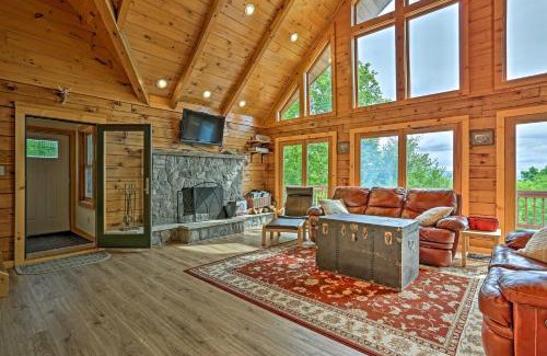 Prattsville House | Catskills Home with Deck and Game Room 14 Mi to Ski!