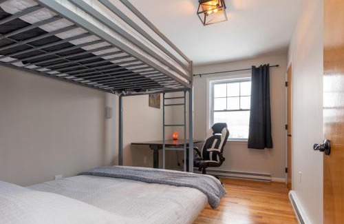 Roxbury House | Catskills Retreat Lodge
