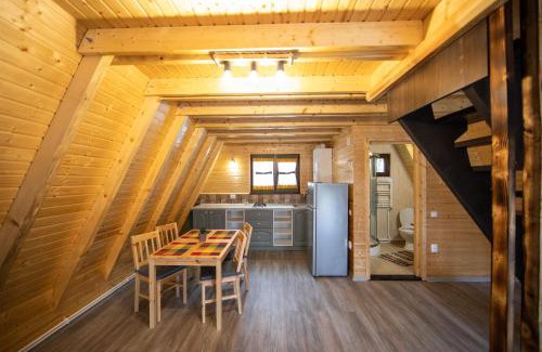 Dragoslavele Cabin | Catunul din Podei A-Frame