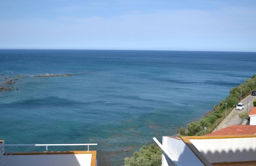 Llanca Apartment | CAU DEL LLOP 10 Fantastic apartment with spectacular sea views