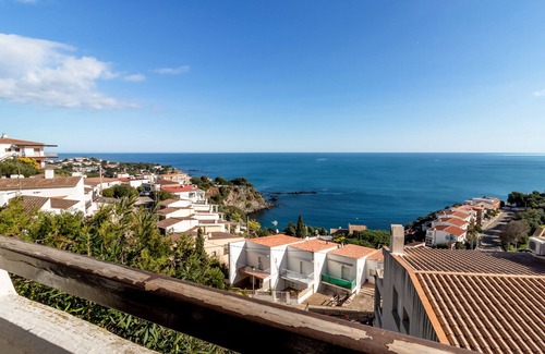 Llanca Apartment | Cau del Llop 76 - Apartment with communal pool