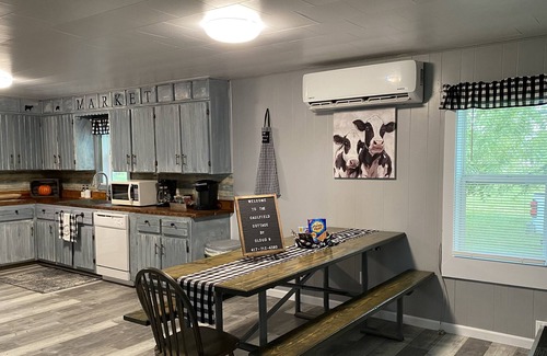 Caulfield Other | Caulfield Cottage next to Cloud9 Ranch!