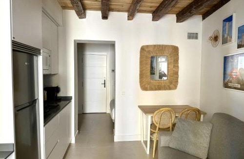 Barrio de La Latina Apartment | CavaBajaSuites 2