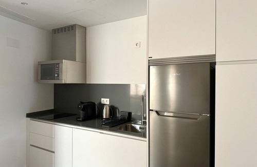 Embajadores Apartment | CavaBajaSuites 402 GRAN VIA
