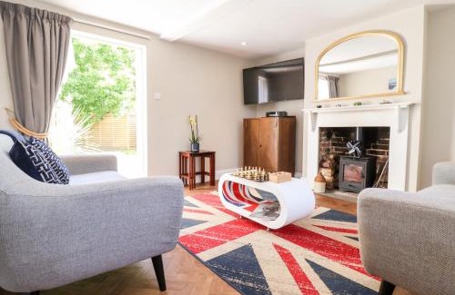 Yoxford House | Cavan Cottage
