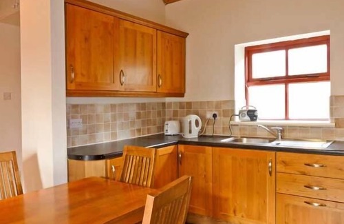 Hollymount Cottage | CAVAN HILL COTTAGE, family friendly in Ballinrobe, County Mayo
