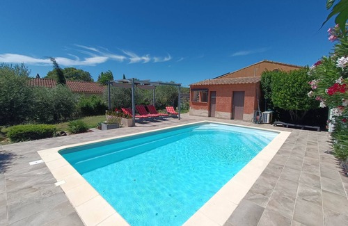Merindol House | Cavaou - Meublé de Tourisme