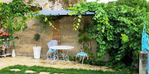 Lunay House | Cave du Coteau 2