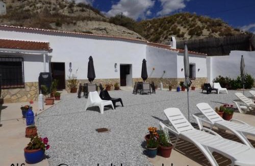 Castillejar Apartment | Cave Holidays Andalucia