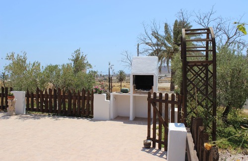 Lorca Villa | Cave houses sleeping 8 people with swimming pool. Close to Playas Calnegre.