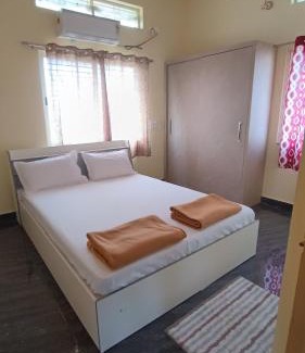 Badami Apartment | Cave View Homestay